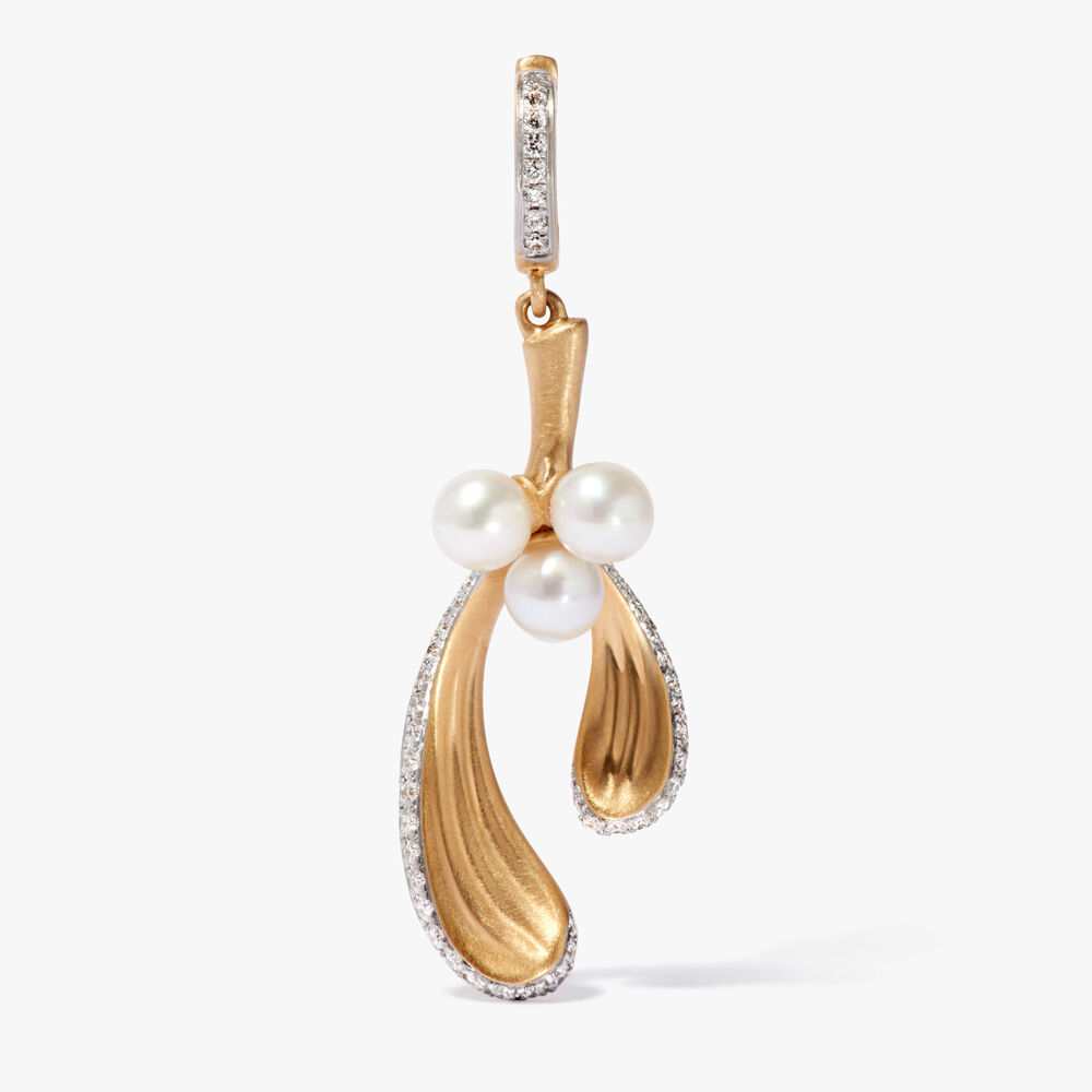 18ct Yellow Gold Pearl & Diamond Mistletoe Charm Pendant | Annoushka jewelley